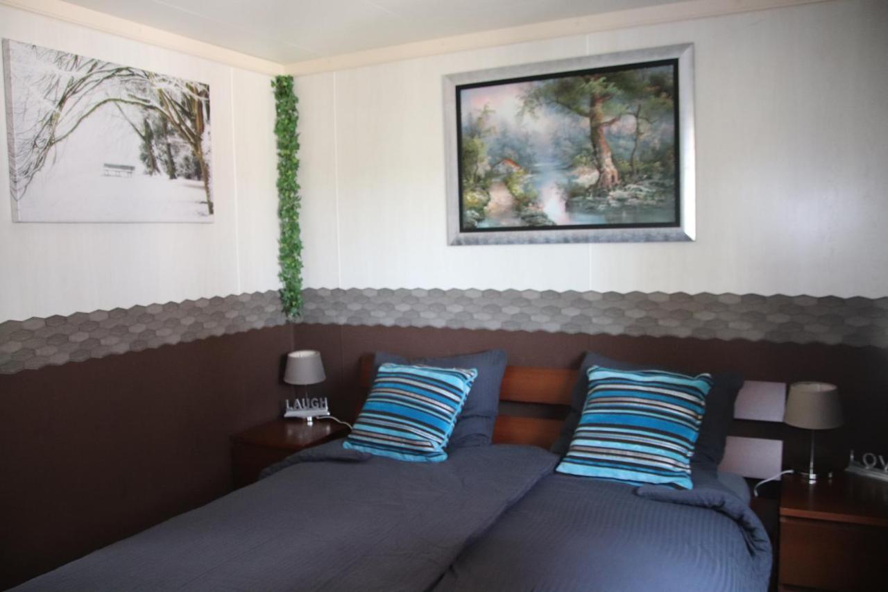 Veluwe Park Reewold Chalet Infinity بوتِنْ المظهر الخارجي الصورة